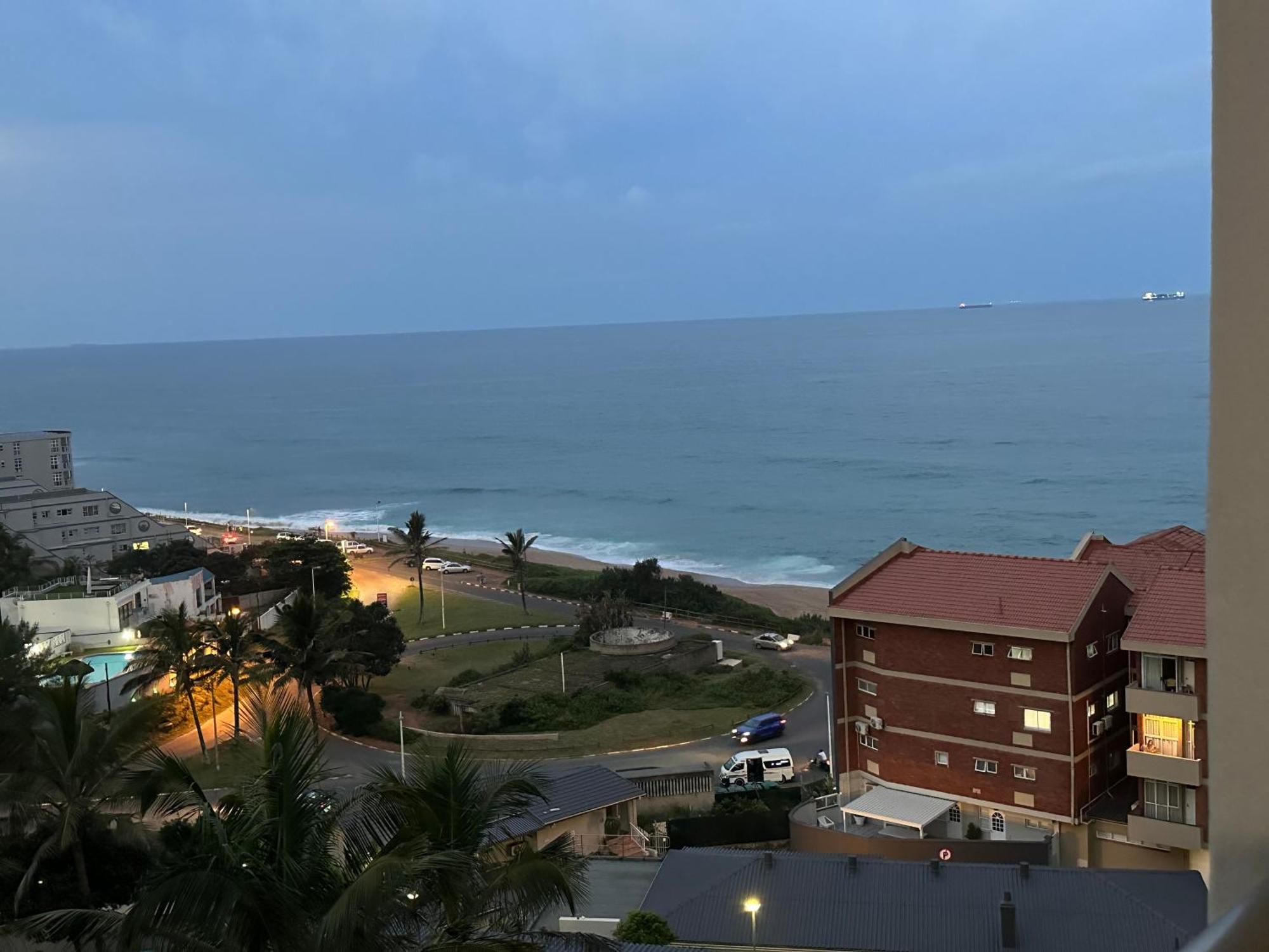 Umdloti Holiday Resort Apartment 514 - Amazing Breaker & Ocean Views Exterior foto